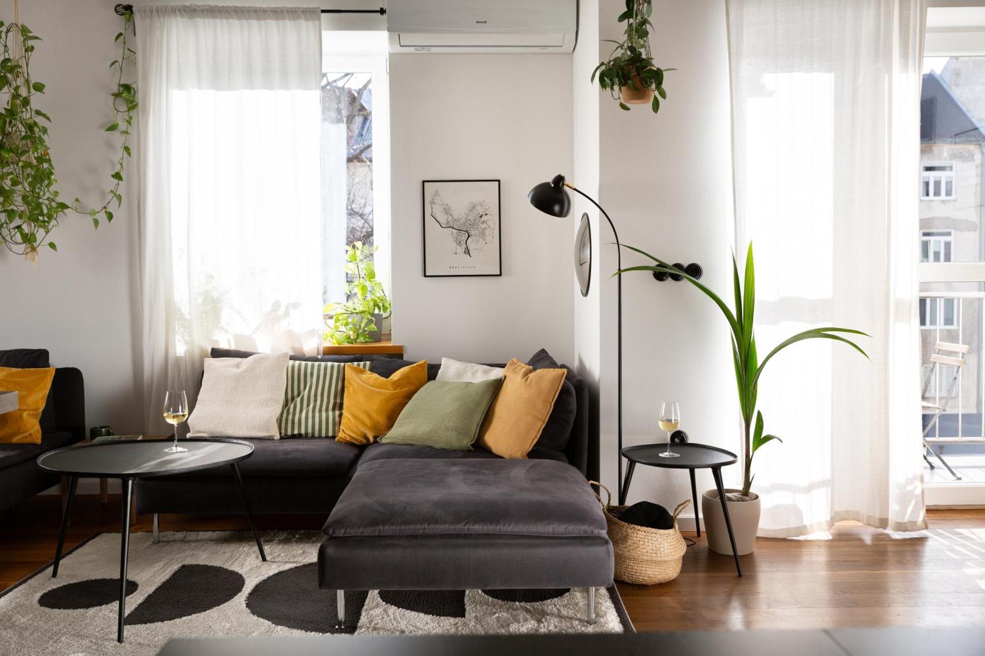 Evergreen - Old Town Spacious Stylish Apartment With Ac And One And A Half Bath, Baby & Kid- Friendly Bratislava Exteriér fotografie