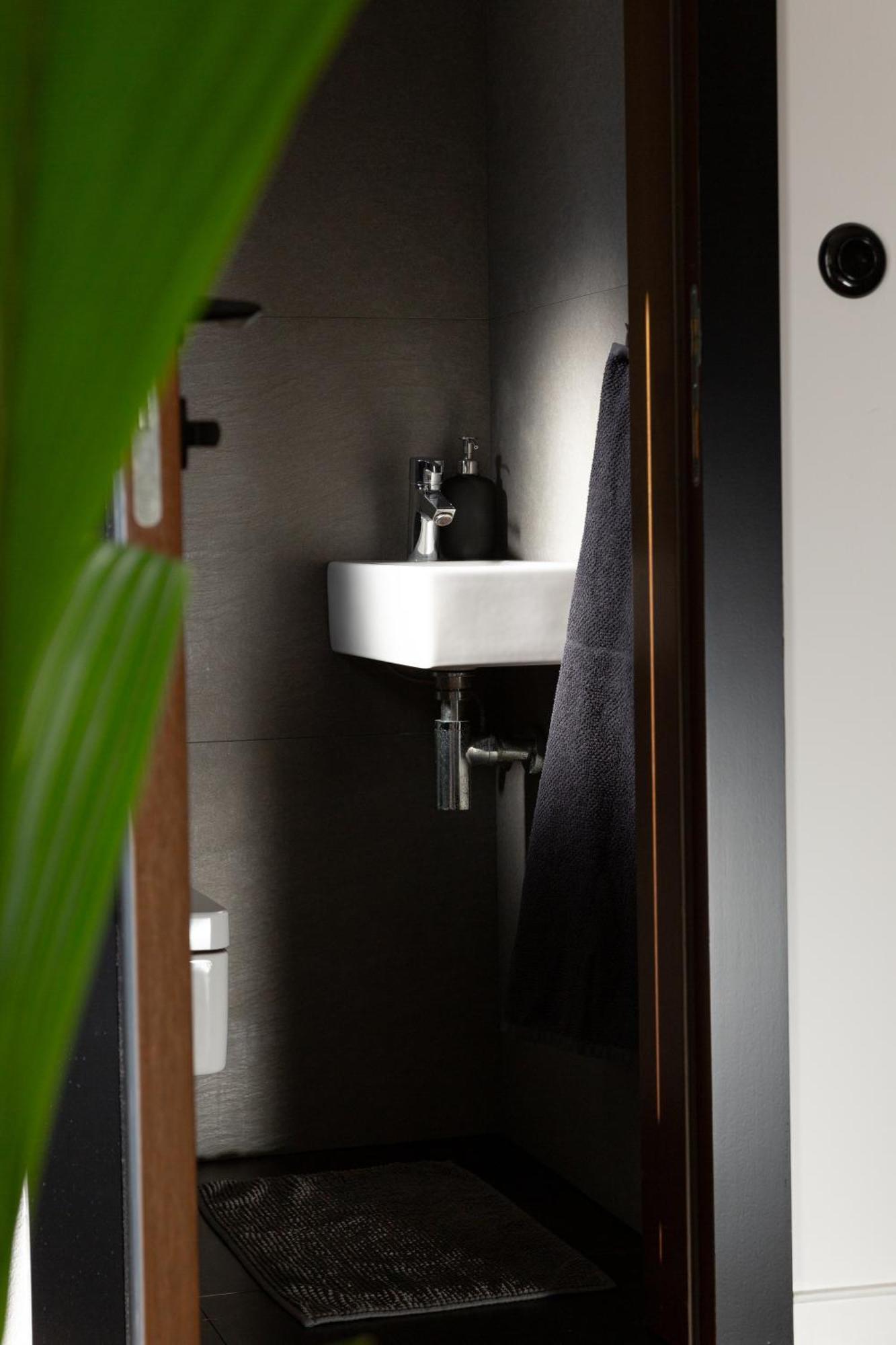 Evergreen - Old Town Spacious Stylish Apartment With Ac And One And A Half Bath, Baby & Kid- Friendly Bratislava Exteriér fotografie